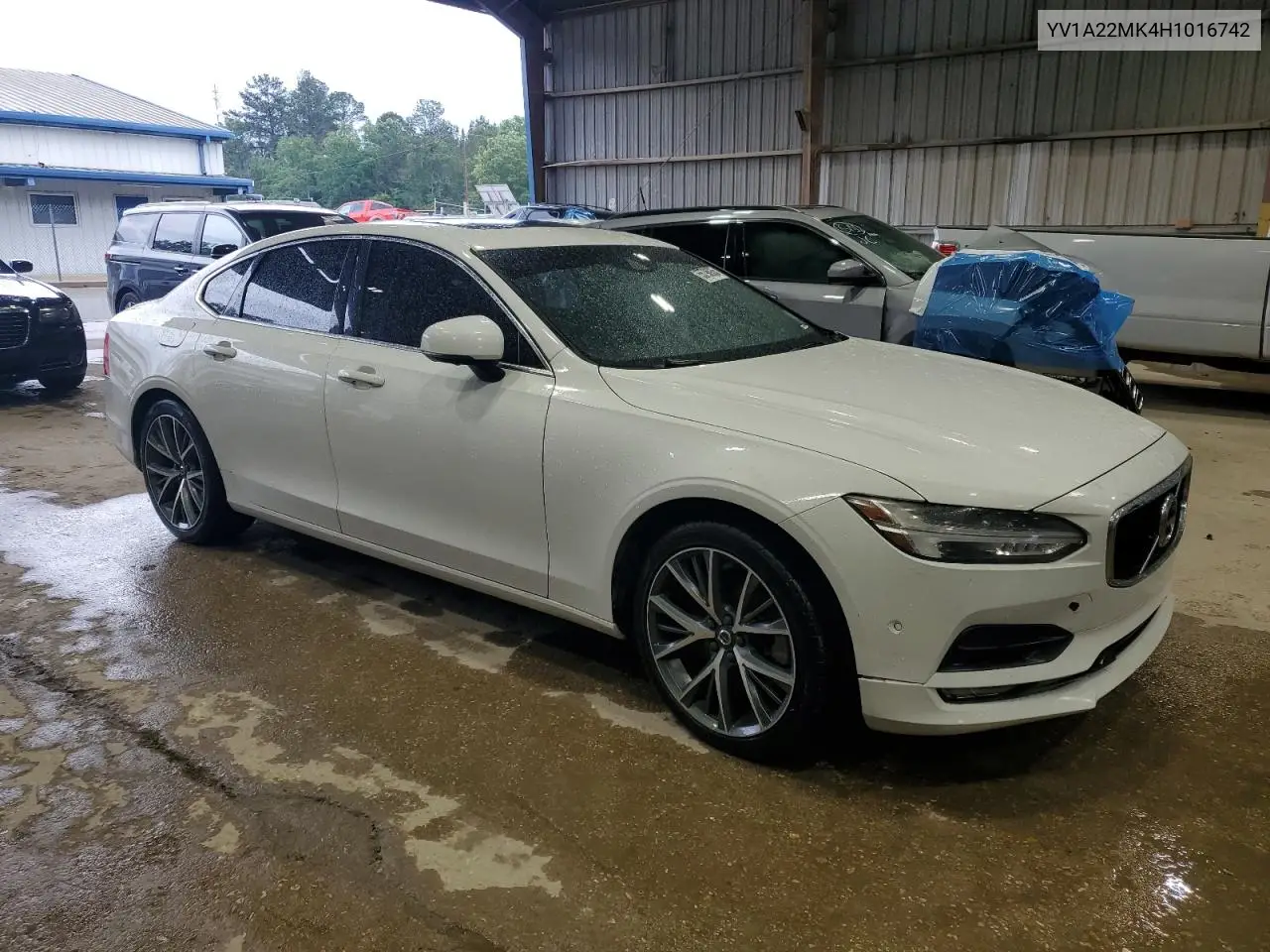 2017 Volvo S90 T6 Momentum VIN: YV1A22MK4H1016742 Lot: 55796935