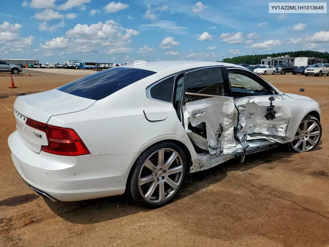 2017 Volvo S90 T6 Inscription VIN: YV1A22ML1H1013645 Lot: 61058365