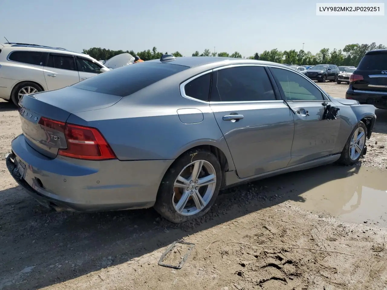2018 Volvo S90 T5 Momentum VIN: LVY982MK2JP029251 Lot: 55961835
