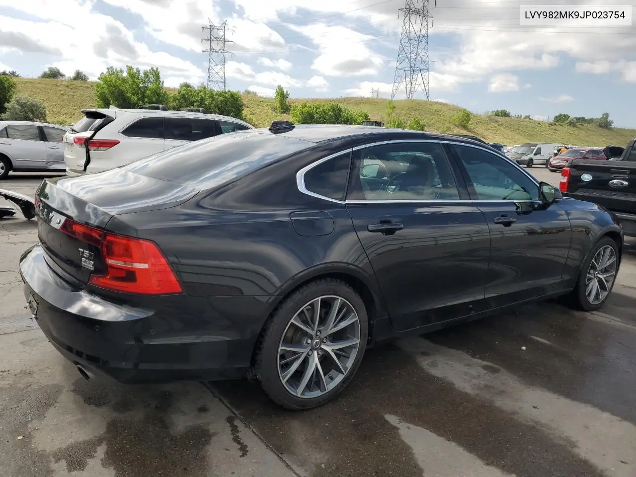 2018 Volvo S90 T5 Momentum VIN: LVY982MK9JP023754 Lot: 62128825