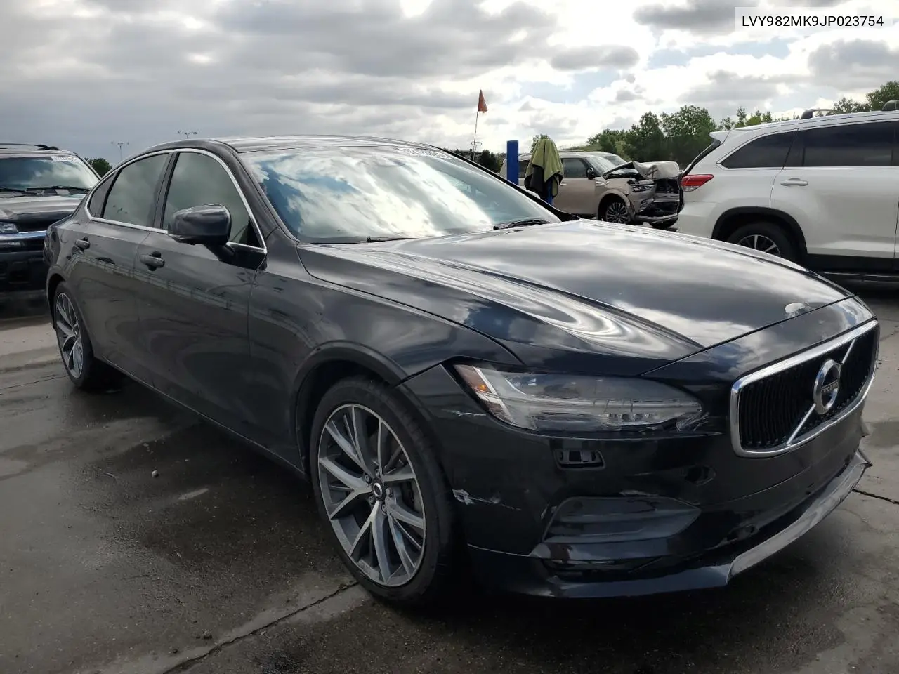 2018 Volvo S90 T5 Momentum VIN: LVY982MK9JP023754 Lot: 62128825