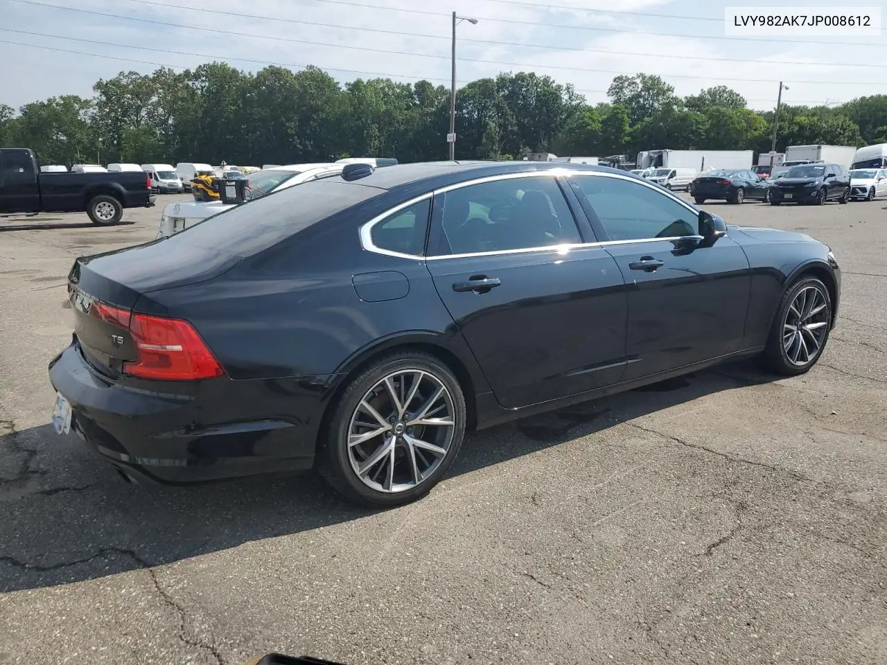 2018 Volvo S90 T5 Momentum VIN: LVY982AK7JP008612 Lot: 62818755