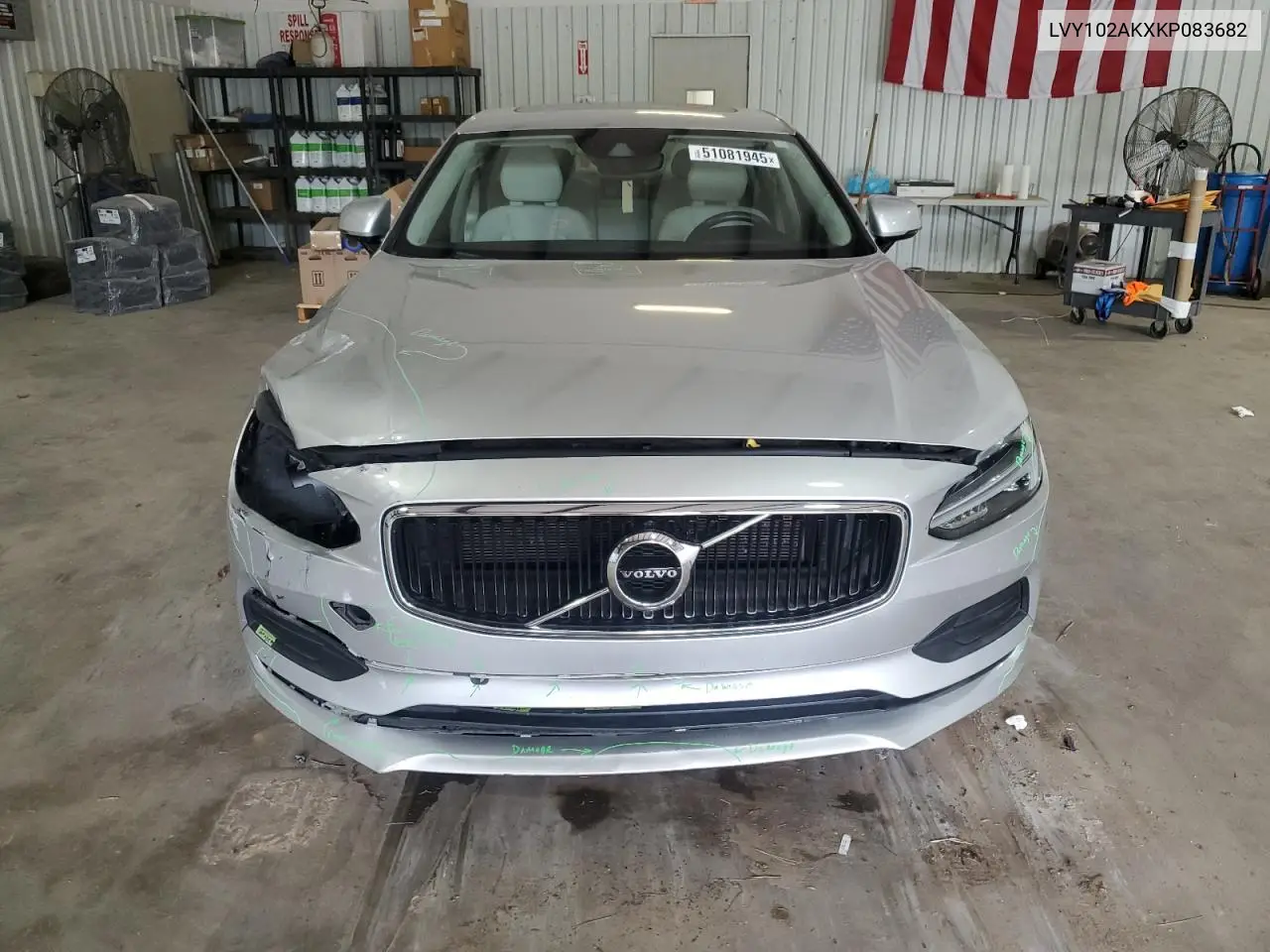 2019 Volvo S90 T5 Momentum VIN: LVY102AKXKP083682 Lot: 51081945