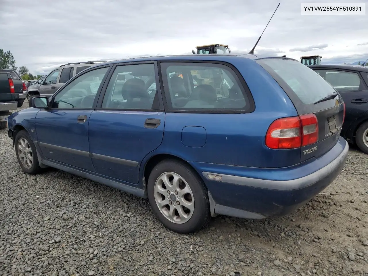 2000 Volvo V40 VIN: YV1VW2554YF510391 Lot: 56483915