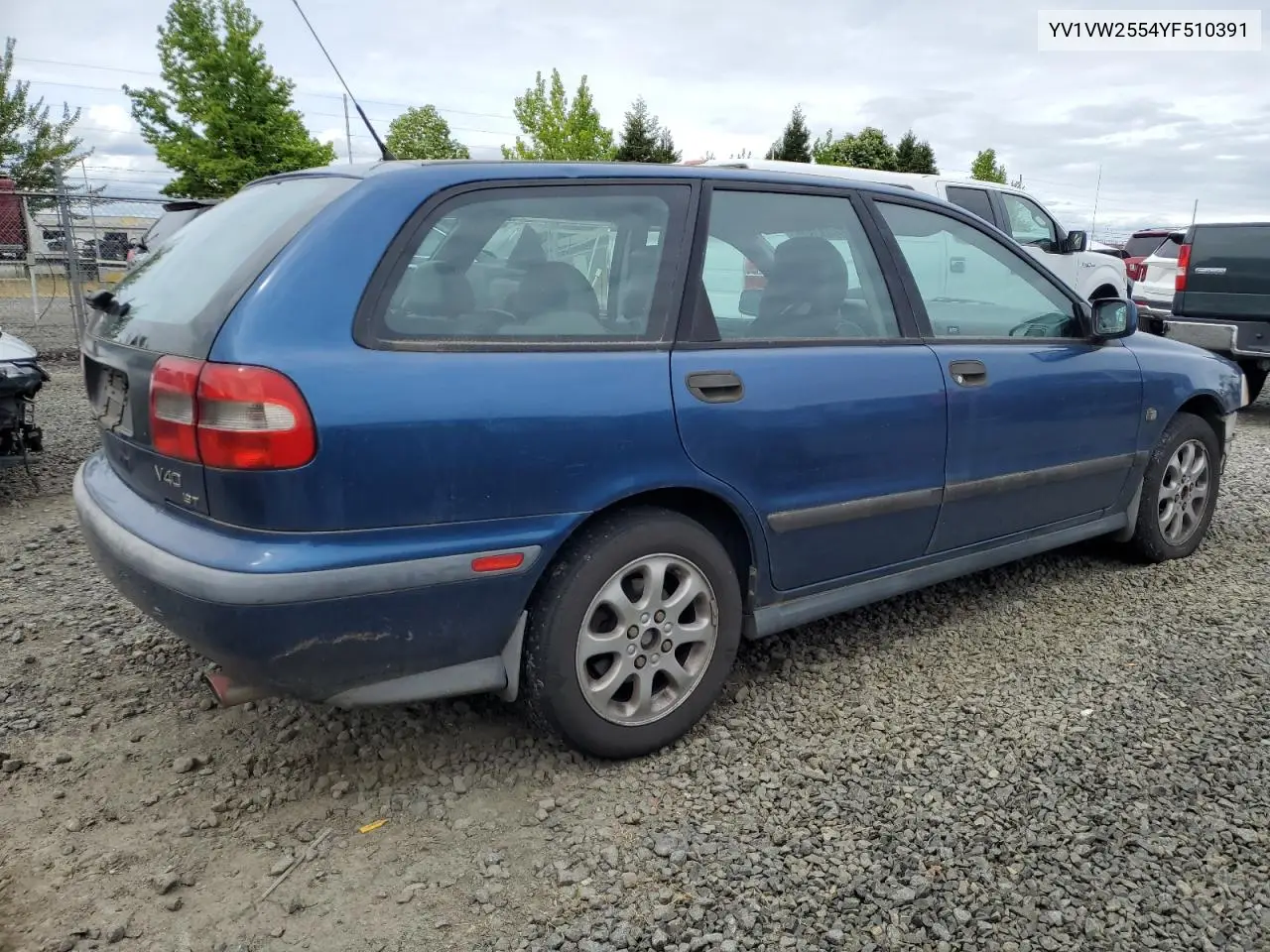 2000 Volvo V40 VIN: YV1VW2554YF510391 Lot: 56483915