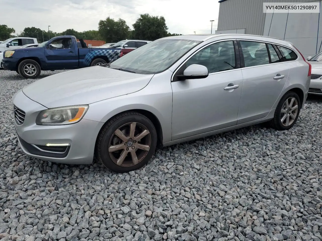 2016 Volvo V60 T5 Premier VIN: YV140MEK5G1290897 Lot: 56421405