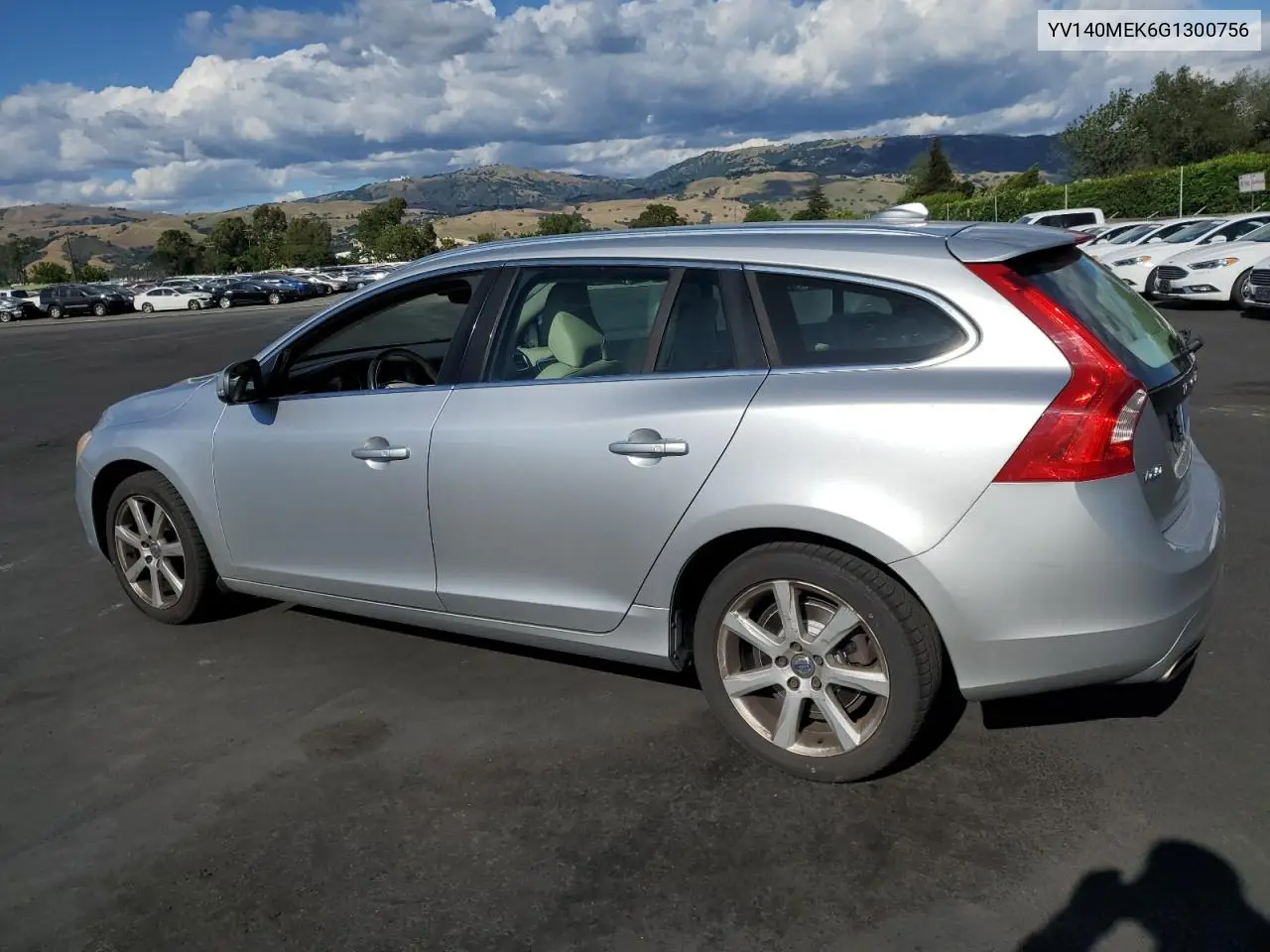 yv140mek6g1300756 YV140MEK6G1300756 2016 Volvo V60 T5 Premier