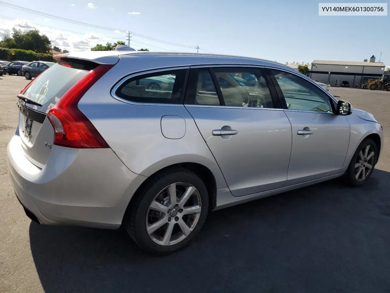 yv140mek6g1300756 YV140MEK6G1300756 2016 Volvo V60 T5 Premier