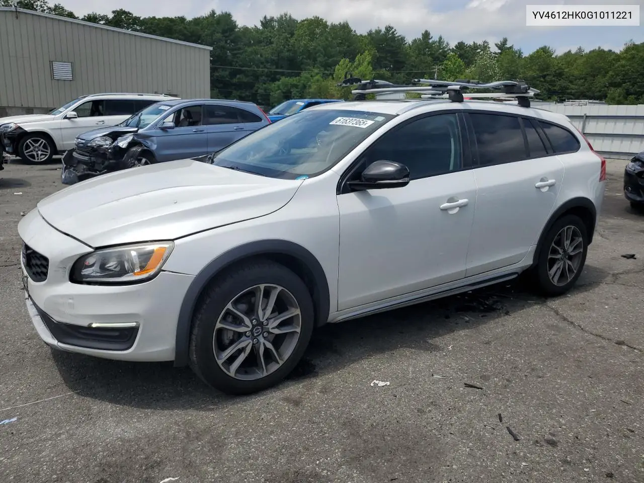 2016 Volvo V60 Cross Country Premier VIN: YV4612HK0G1011221 Lot: 61637365