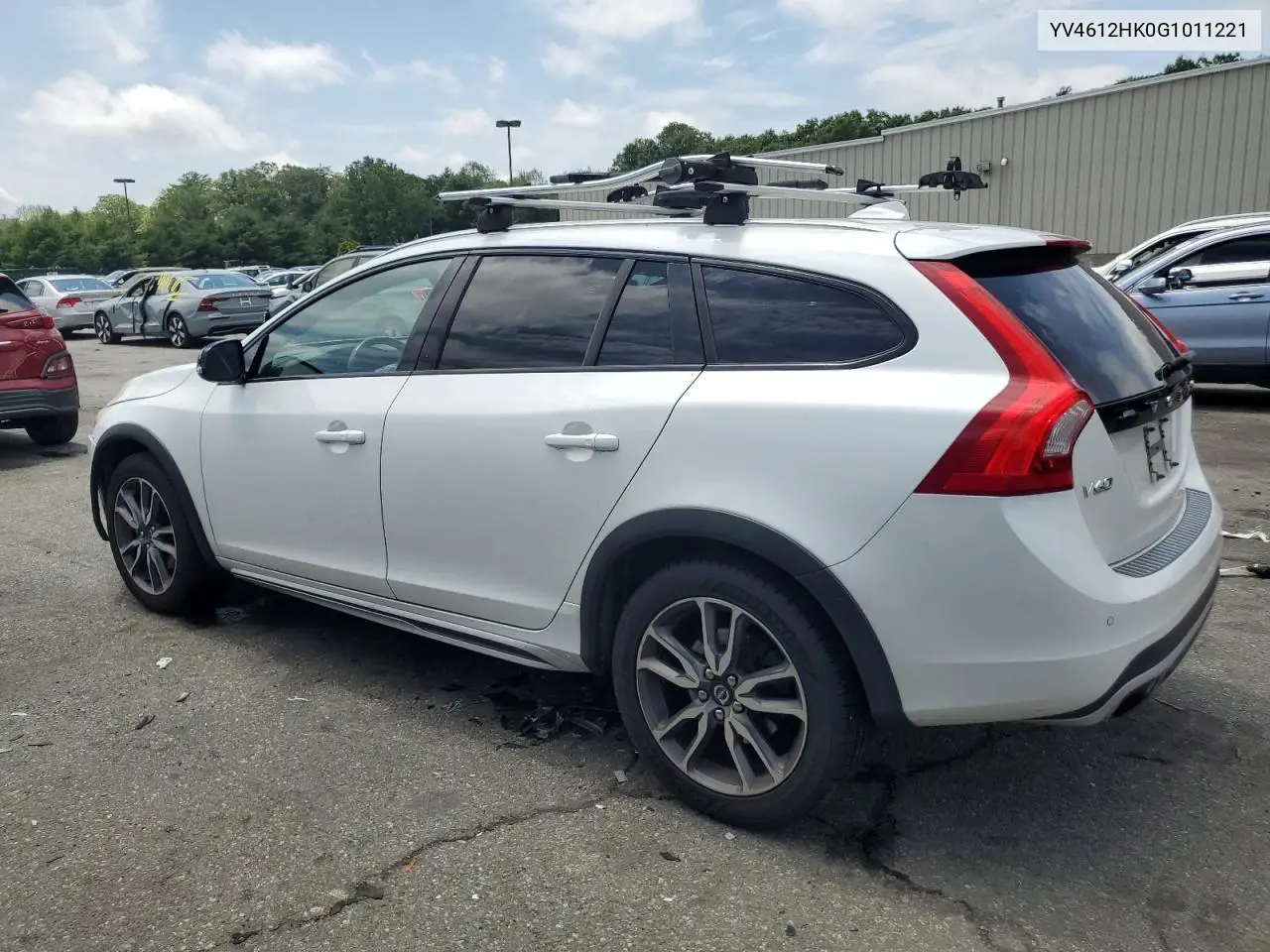 2016 Volvo V60 Cross Country Premier VIN: YV4612HK0G1011221 Lot: 61637365