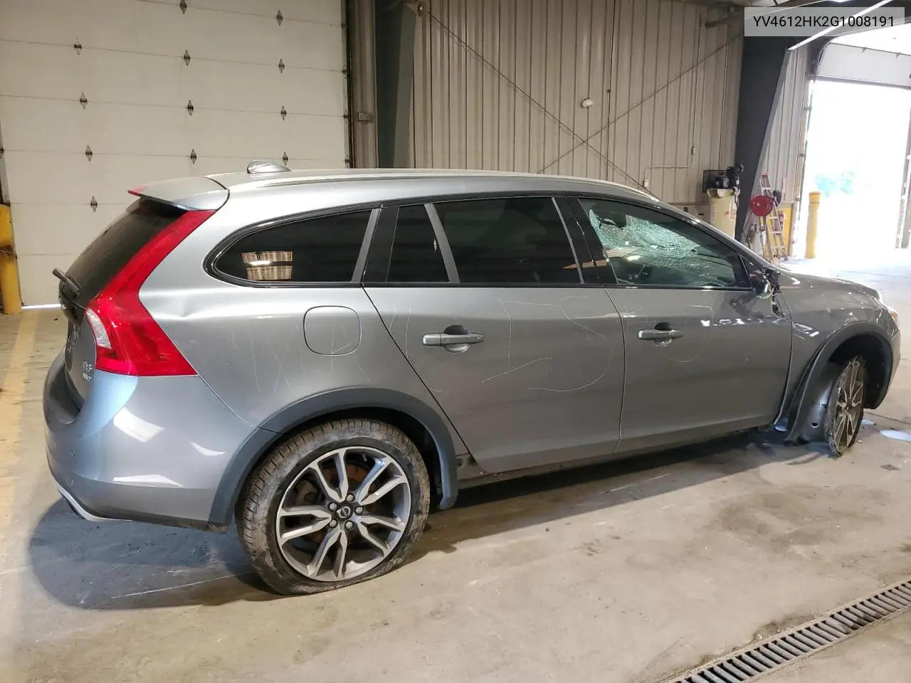 2016 Volvo V60 Cross Country Premier VIN: YV4612HK2G1008191 Lot: 61950015