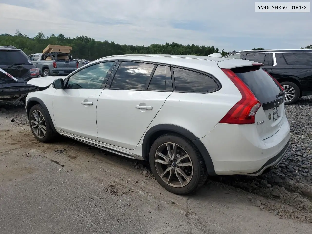 2016 Volvo V60 Cross Country Premier VIN: YV4612HK5G1018472 Lot: 62679965