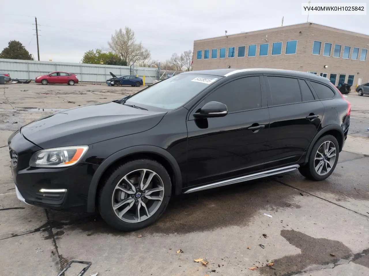 2017 Volvo V60 Cross Country Premier VIN: YV440MWK0H1025842 Lot: 54539515