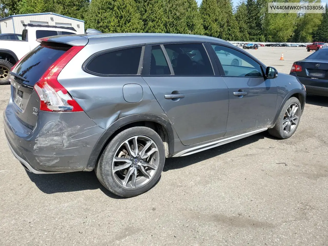 2017 Volvo V60 Cross Country Premier VIN: YV440MWK0H1038056 Lot: 54550455