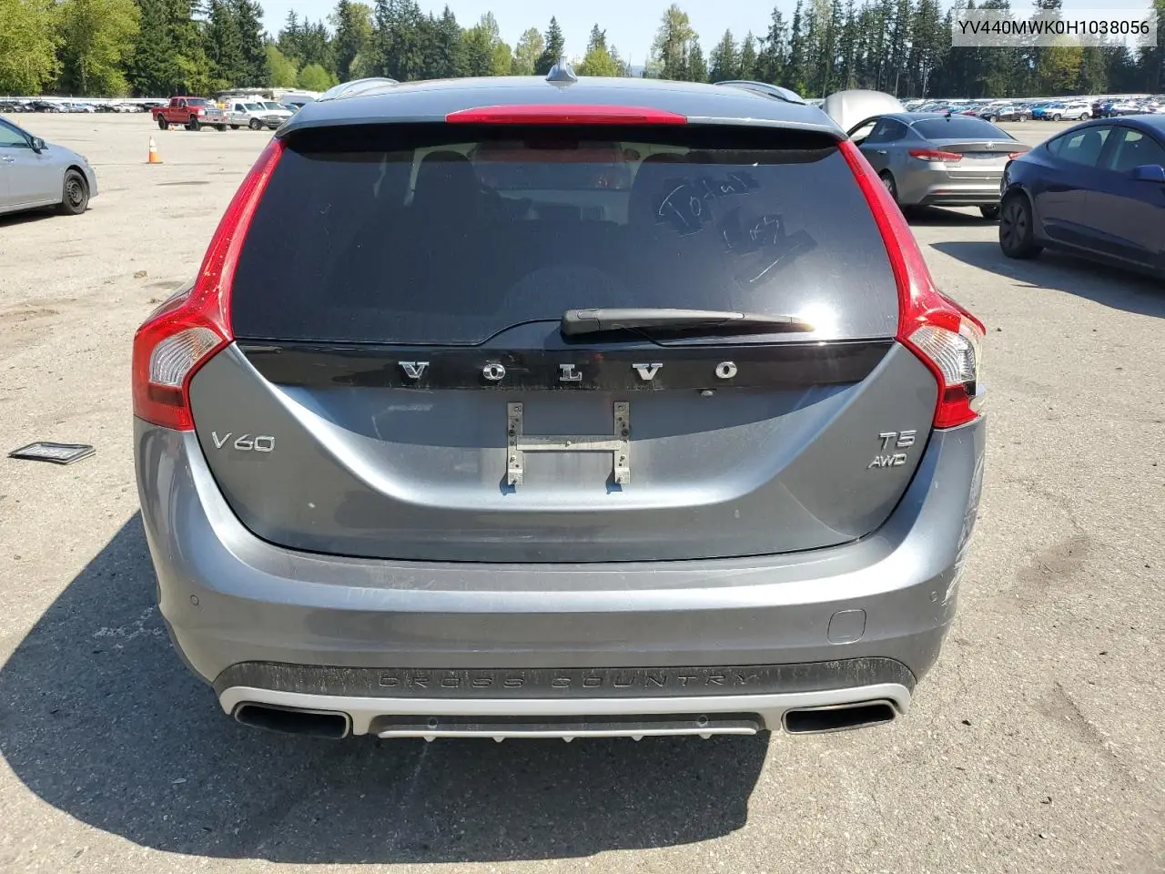 2017 Volvo V60 Cross Country Premier VIN: YV440MWK0H1038056 Lot: 54550455