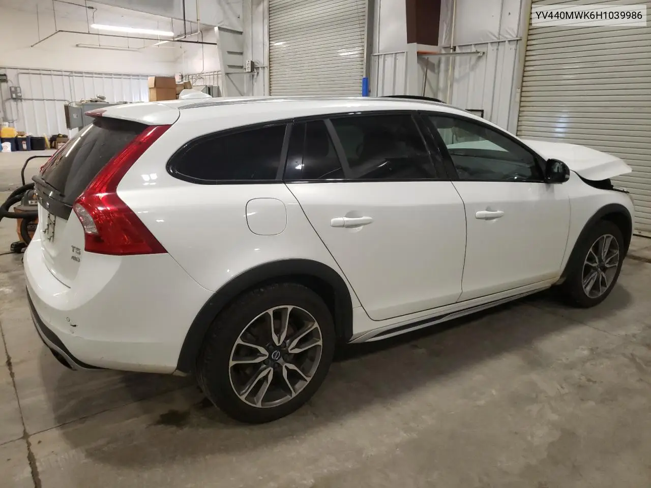 2017 Volvo V60 Cross Country Premier VIN: YV440MWK6H1039986 Lot: 62504535