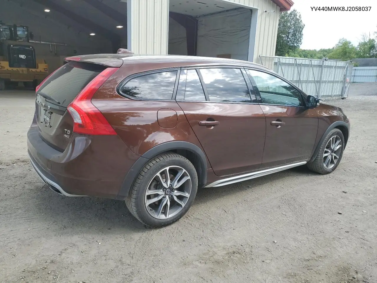 2018 Volvo V60 Cross Country Premier VIN: YV440MWK8J2058037 Lot: 58380175