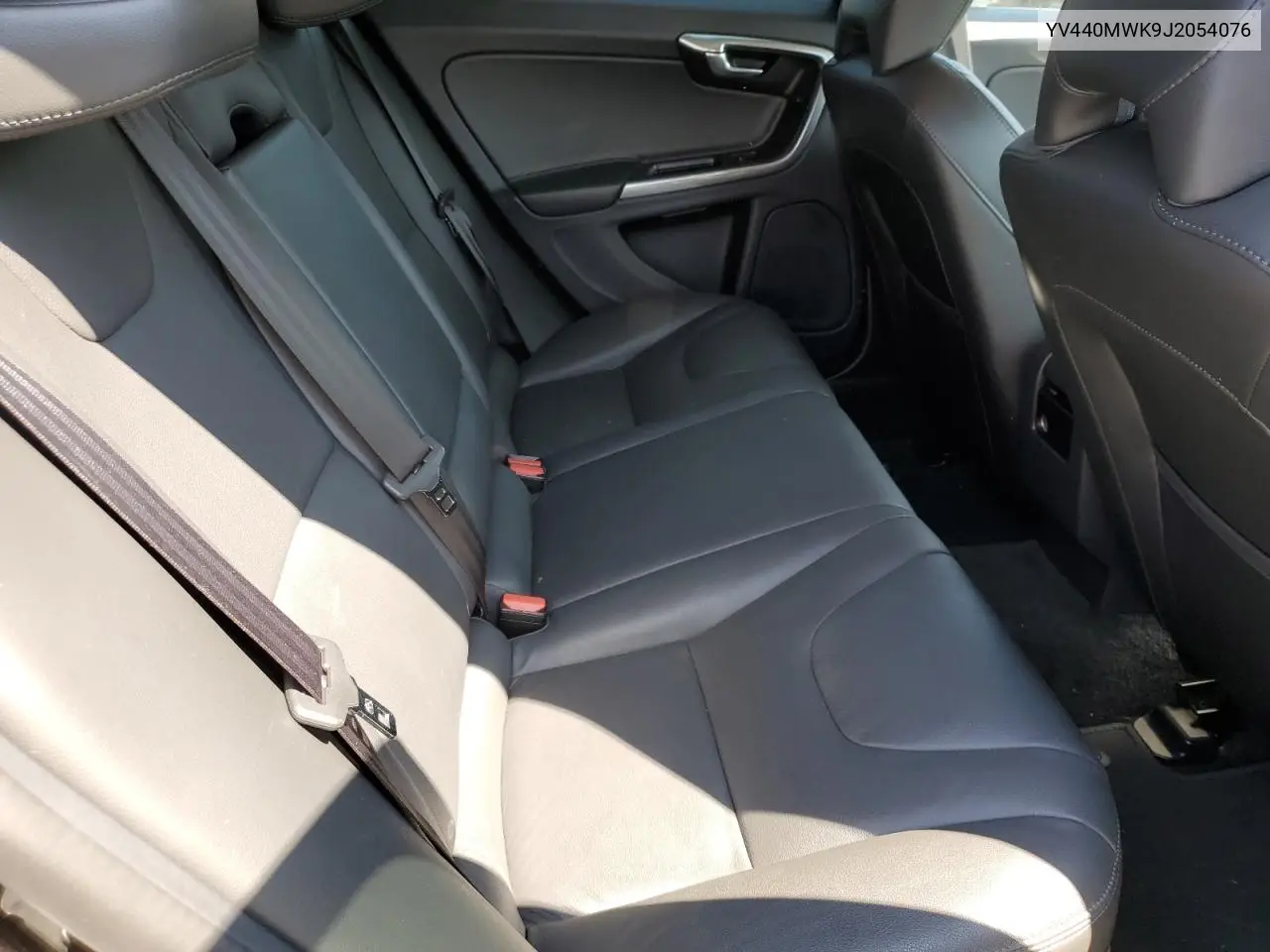 2018 Volvo V60 Cross Country Premier VIN: YV440MWK9J2054076 Lot: 59341515