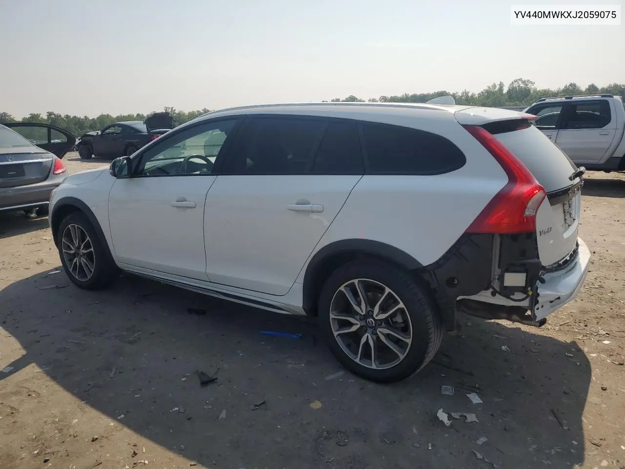 2018 Volvo V60 Cross Country Premier VIN: YV440MWKXJ2059075 Lot: 60654775
