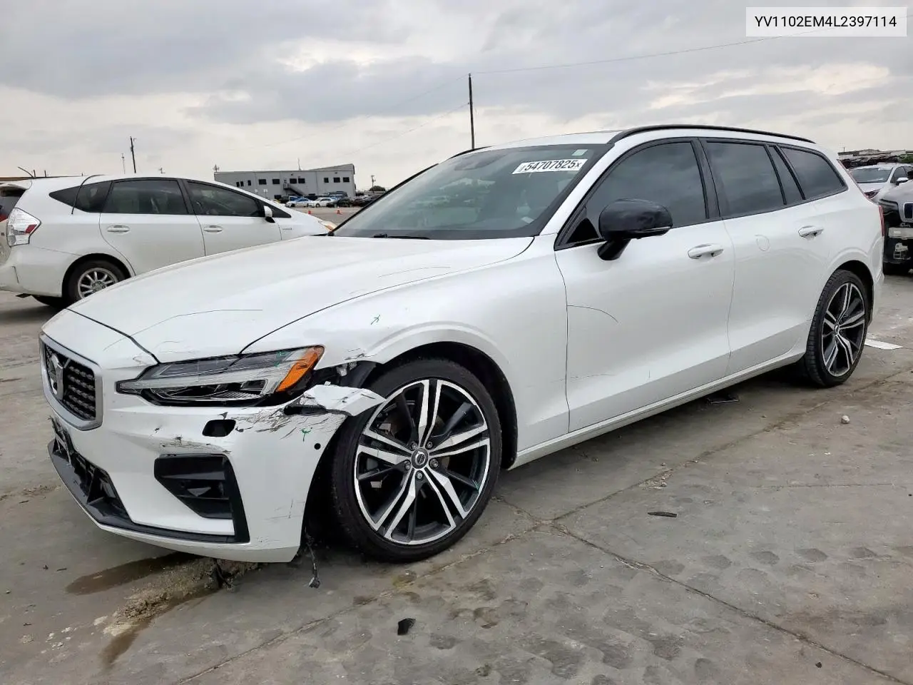 2020 Volvo V60 T5 R-Design VIN: YV1102EM4L2397114 Lot: 54707825