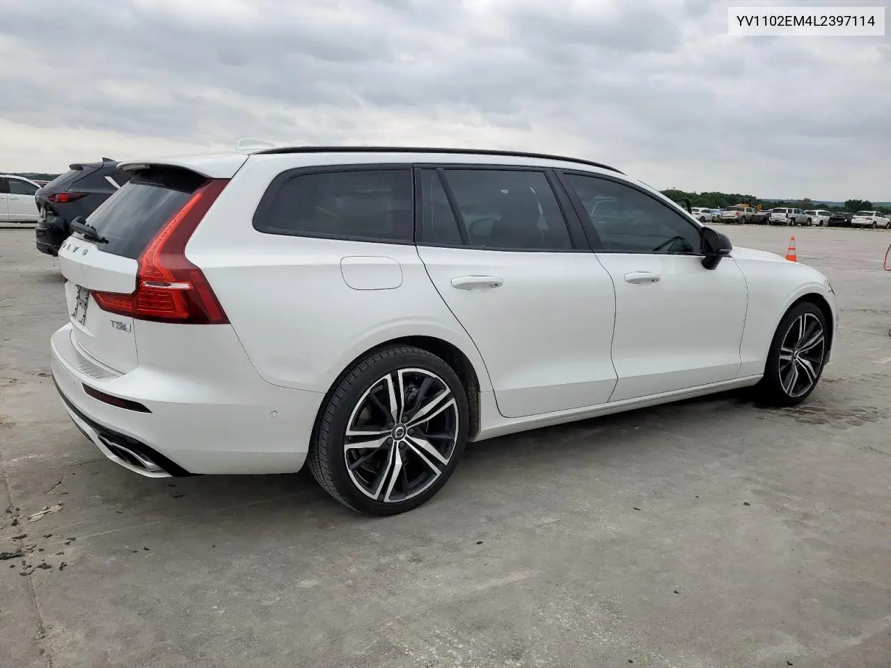 2020 Volvo V60 T5 R-Design VIN: YV1102EM4L2397114 Lot: 54707825