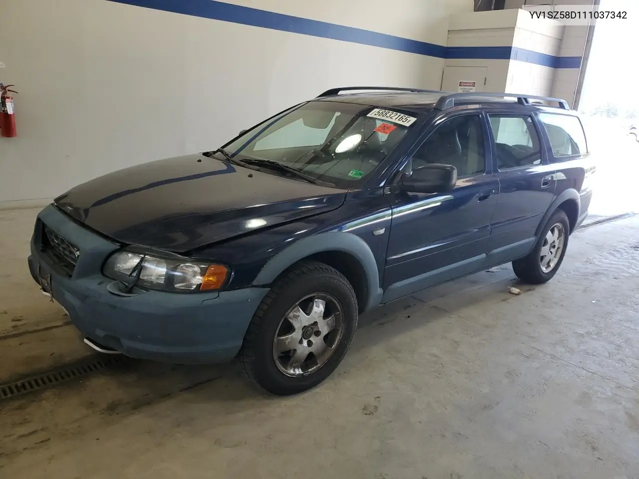 2001 Volvo V70 Xc VIN: YV1SZ58D111037342 Lot: 58832165