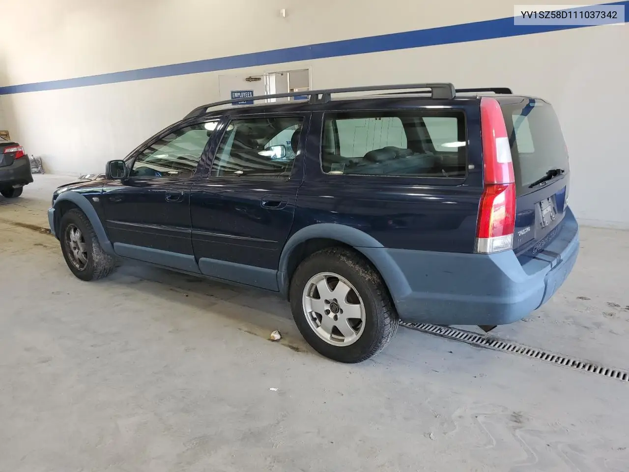 2001 Volvo V70 Xc VIN: YV1SZ58D111037342 Lot: 58832165