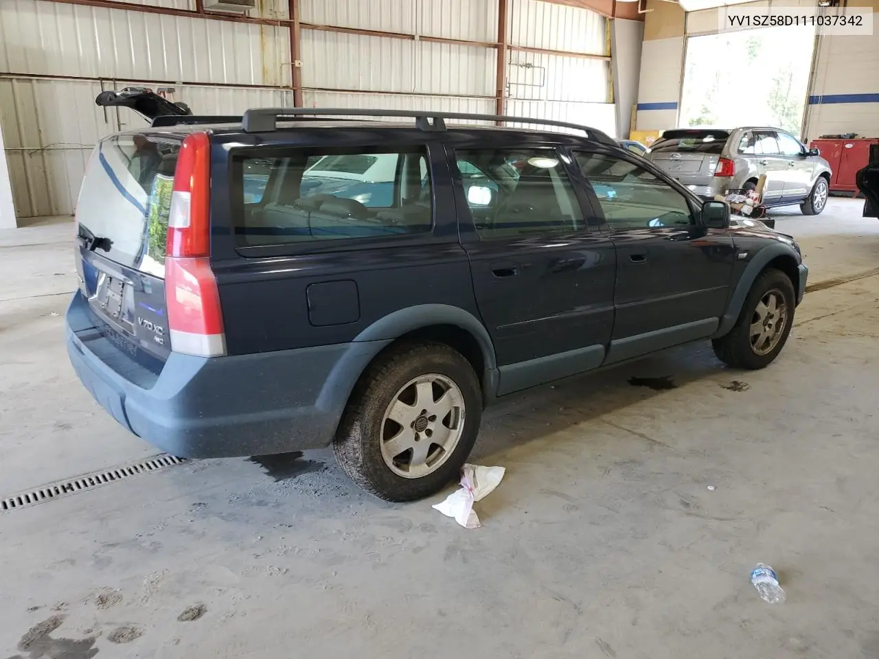 2001 Volvo V70 Xc VIN: YV1SZ58D111037342 Lot: 58832165