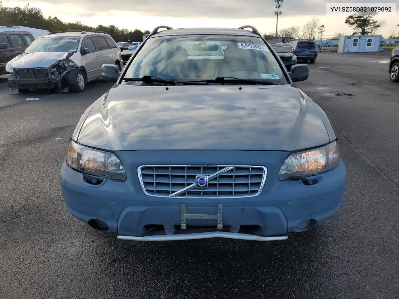 2002 Volvo V70 Xc VIN: YV1SZ58D321079092 Lot: 43993605