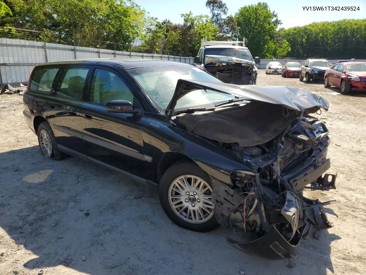 2004 Volvo V70 VIN: YV1SW61T342439524 Lot: 55645685
