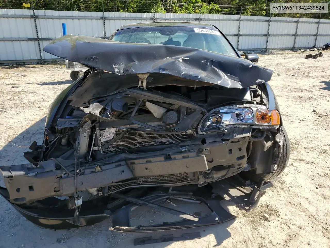 2004 Volvo V70 VIN: YV1SW61T342439524 Lot: 55645685