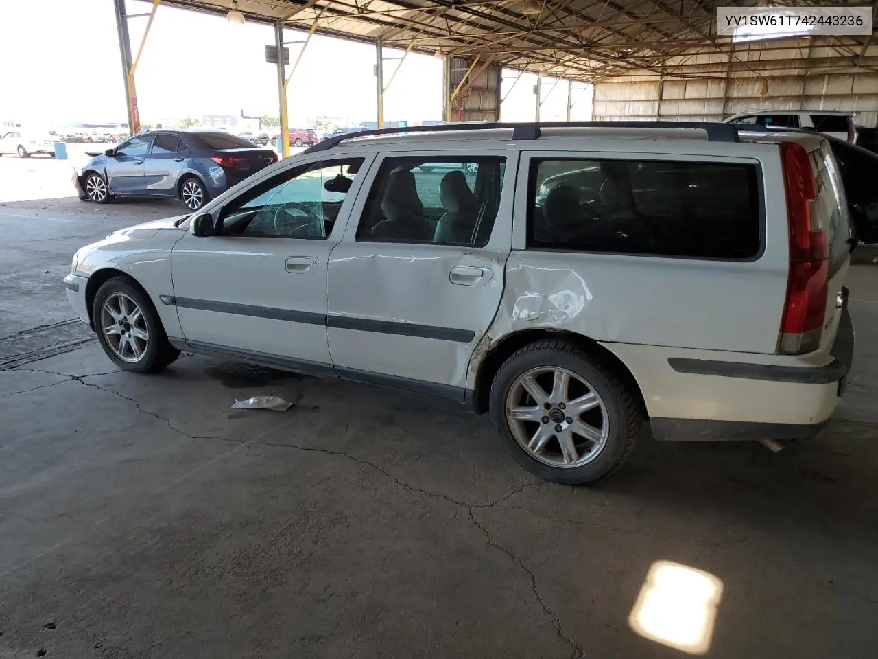 2004 Volvo V70 VIN: YV1SW61T742443236 Lot: 56626415