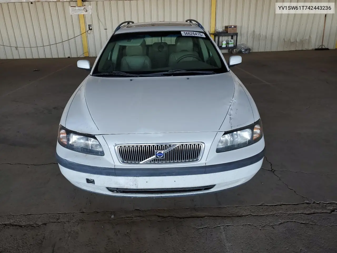 2004 Volvo V70 VIN: YV1SW61T742443236 Lot: 56626415