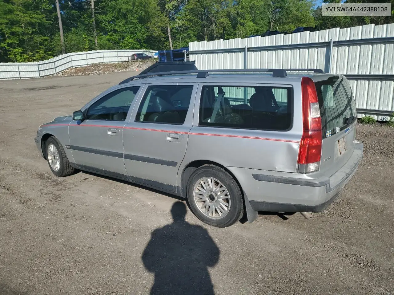 2004 Volvo V70 VIN: YV1SW64A442388108 Lot: 59290075