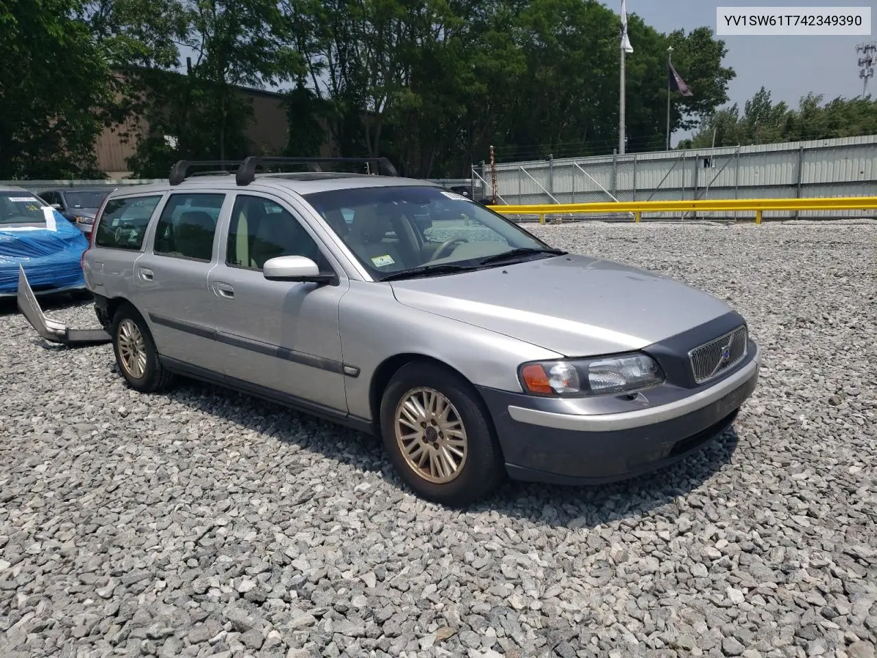 2004 Volvo V70 VIN: YV1SW61T742349390 Lot: 60295085