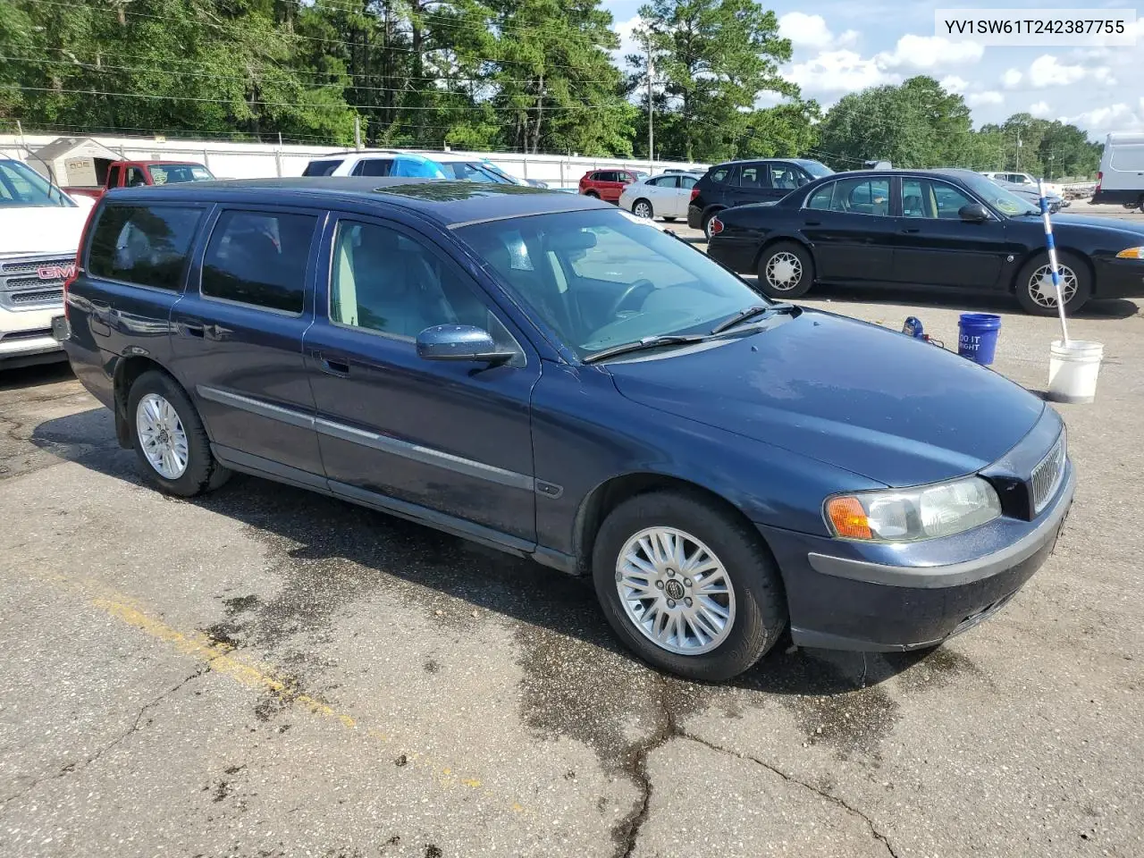 2004 Volvo V70 VIN: YV1SW61T242387755 Lot: 62177825