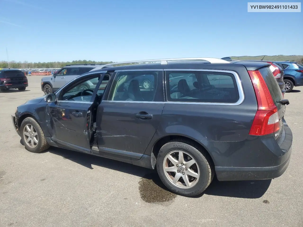 2009 Volvo V70 3.2 VIN: YV1BW982491101433 Lot: 54880285