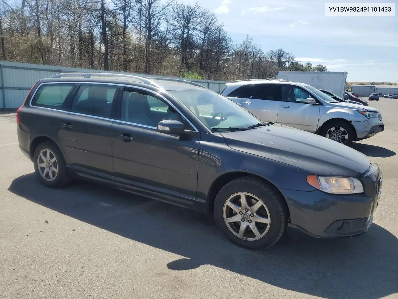 2009 Volvo V70 3.2 VIN: YV1BW982491101433 Lot: 54880285