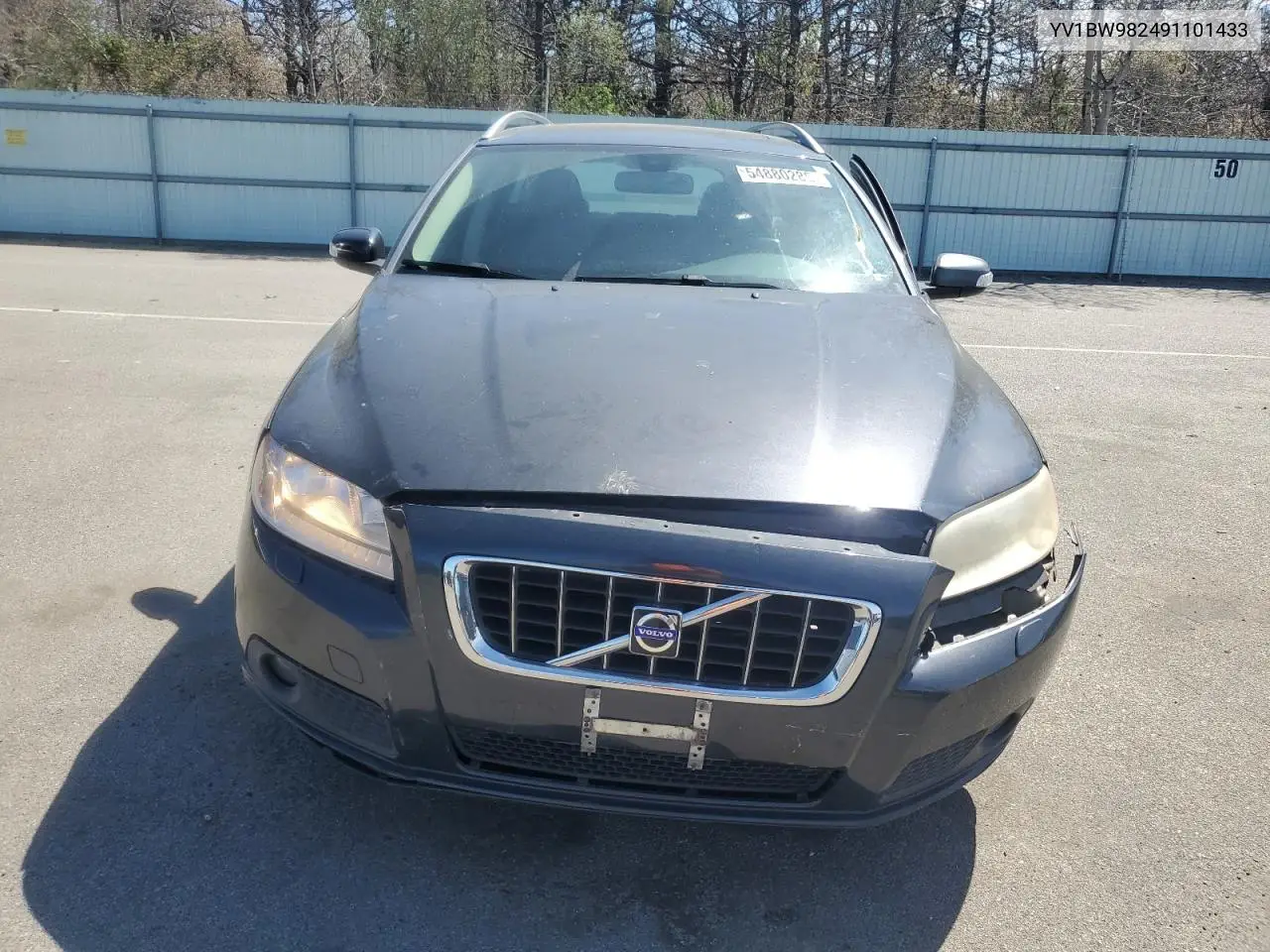 2009 Volvo V70 3.2 VIN: YV1BW982491101433 Lot: 54880285