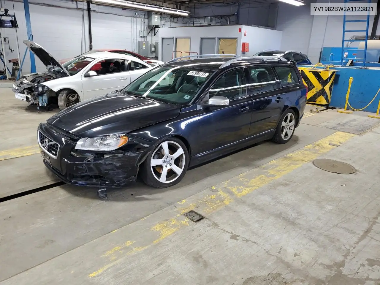 2010 Volvo V70 3.2 VIN: YV1982BW2A1123821 Lot: 55999235