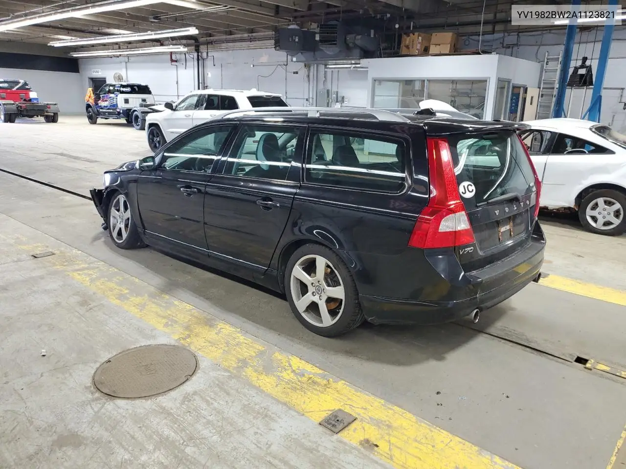 2010 Volvo V70 3.2 VIN: YV1982BW2A1123821 Lot: 55999235