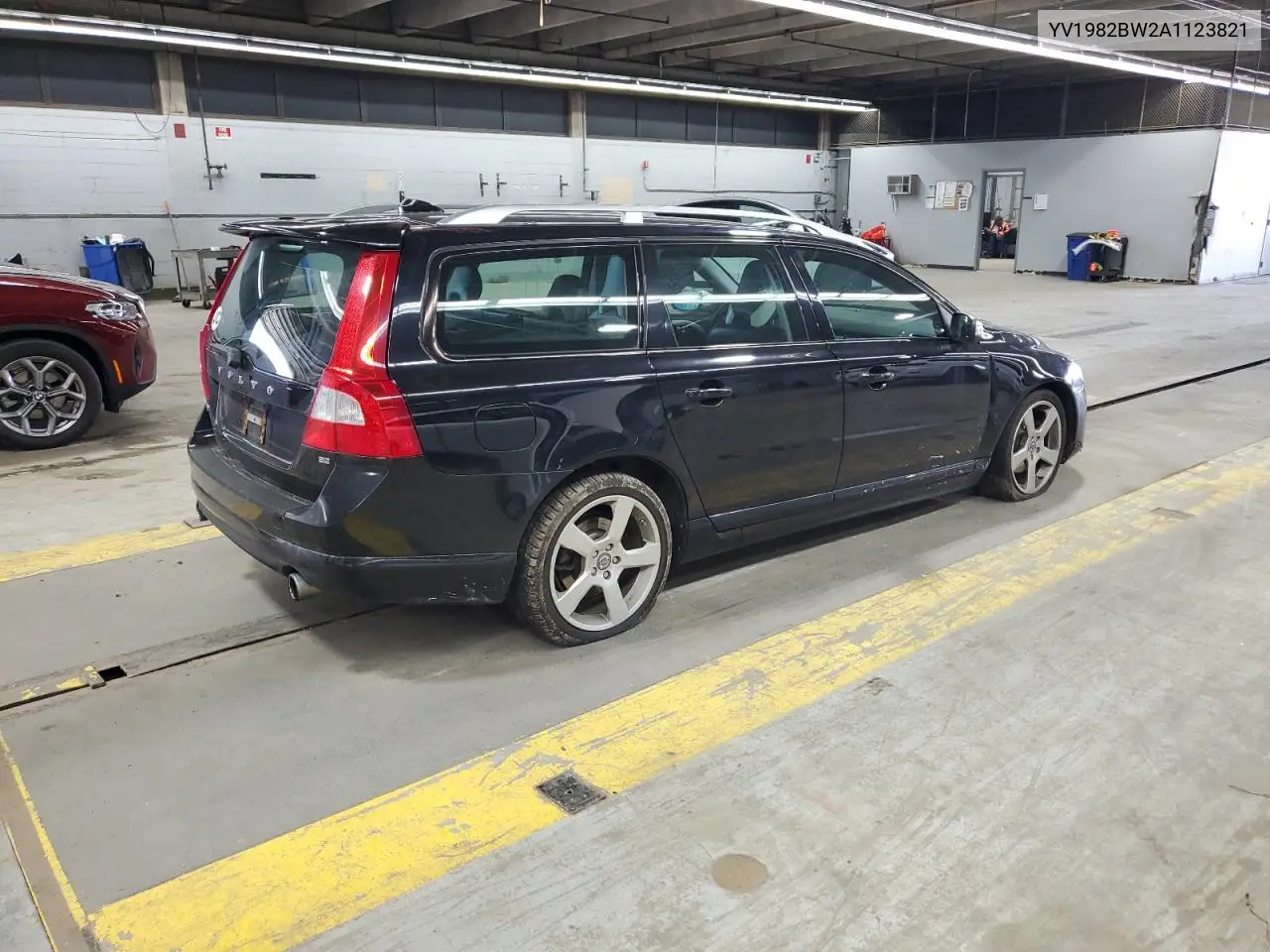 2010 Volvo V70 3.2 VIN: YV1982BW2A1123821 Lot: 55999235