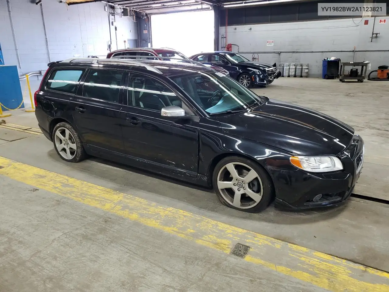 2010 Volvo V70 3.2 VIN: YV1982BW2A1123821 Lot: 55999235