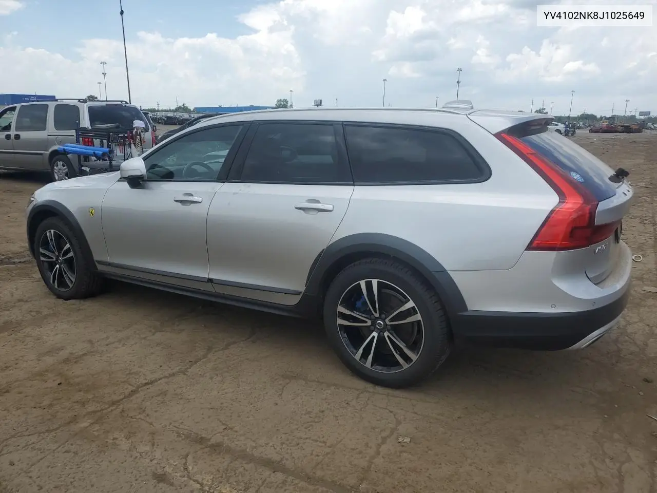 2018 Volvo V90 Cross Country T5 Momentum VIN: YV4102NK8J1025649 Lot: 61981305