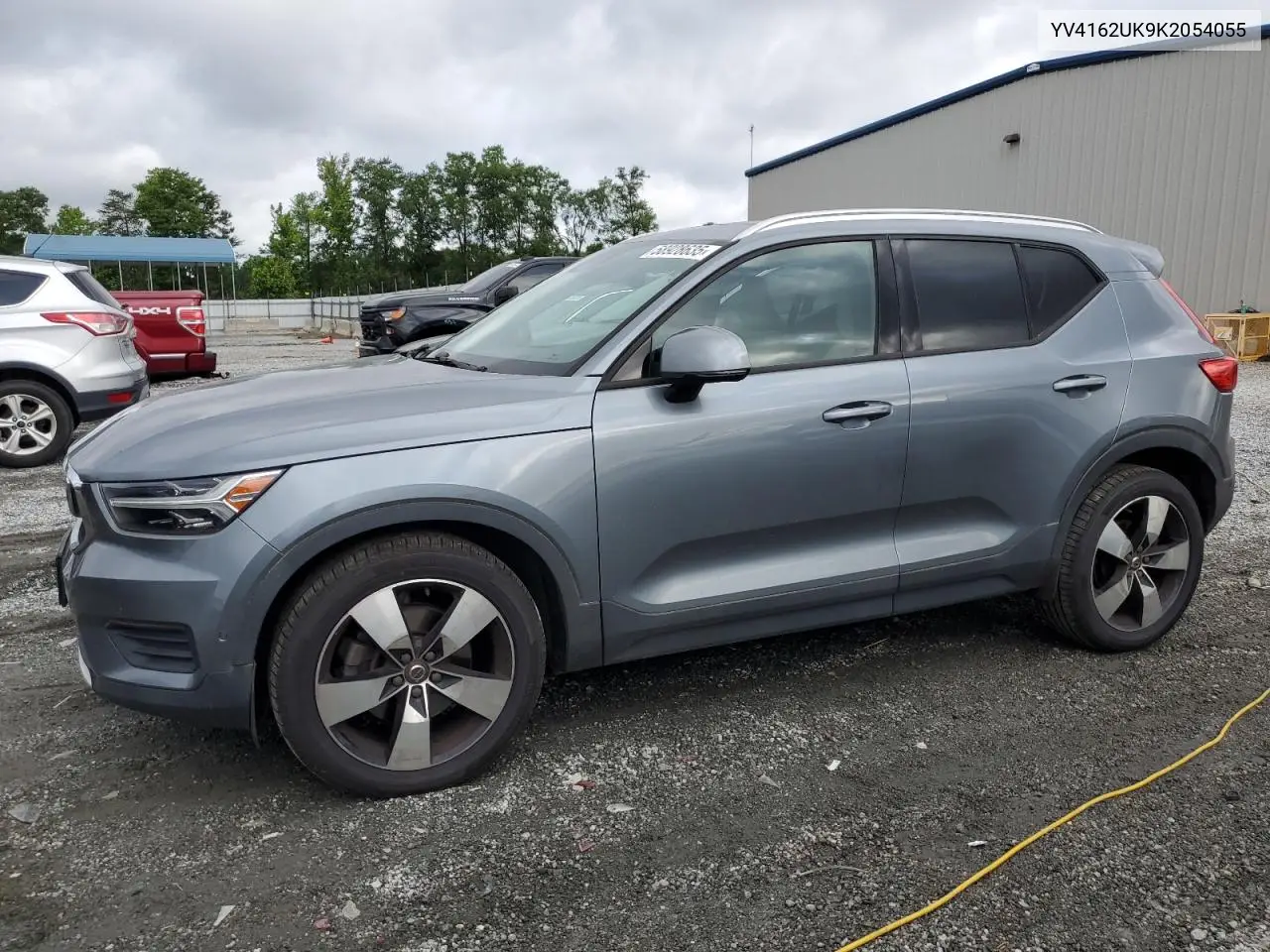 2019 Volvo Xc40 T5 Momentum VIN: YV4162UK9K2054055 Lot: 58928635