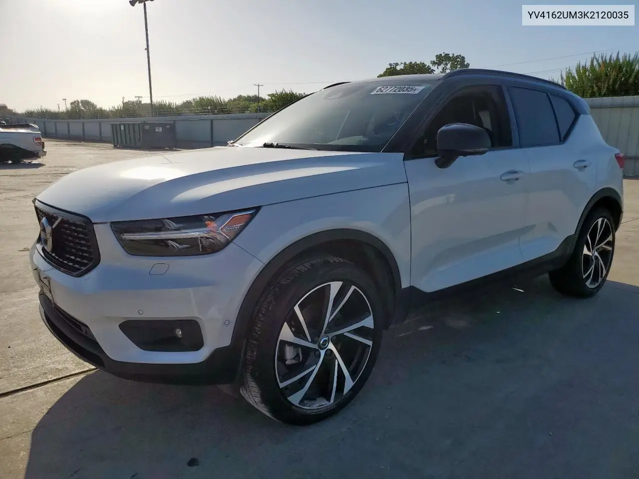 2019 Volvo Xc40 T5 R-Design VIN: YV4162UM3K2120035 Lot: 62772035