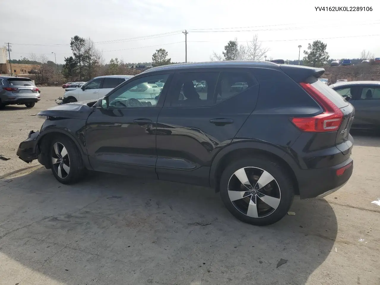 2020 Volvo Xc40 T5 Momentum VIN: YV4162UK0L2289106 Lot: 43910125