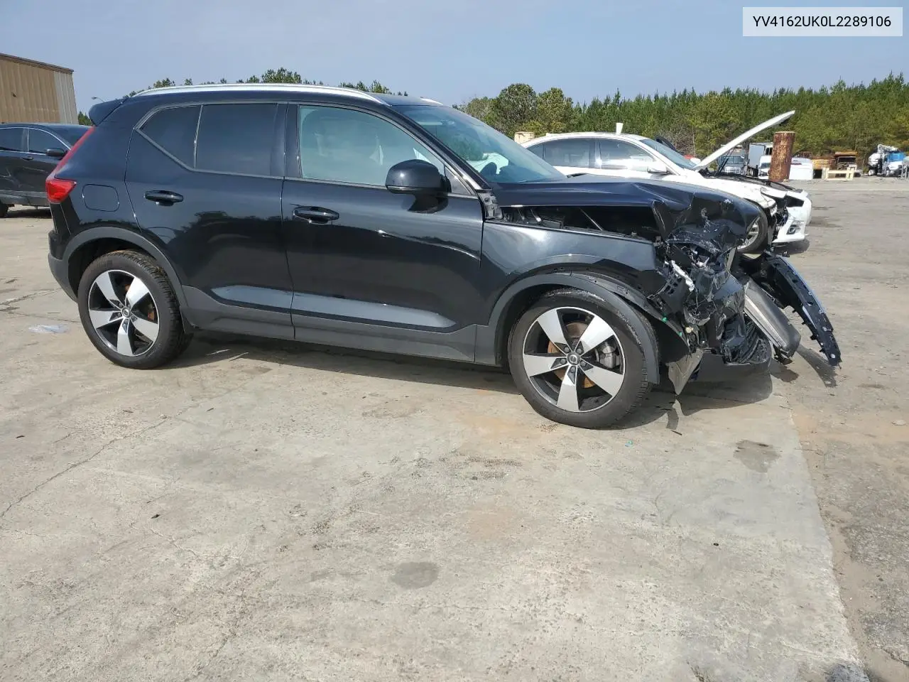 2020 Volvo Xc40 T5 Momentum VIN: YV4162UK0L2289106 Lot: 43910125