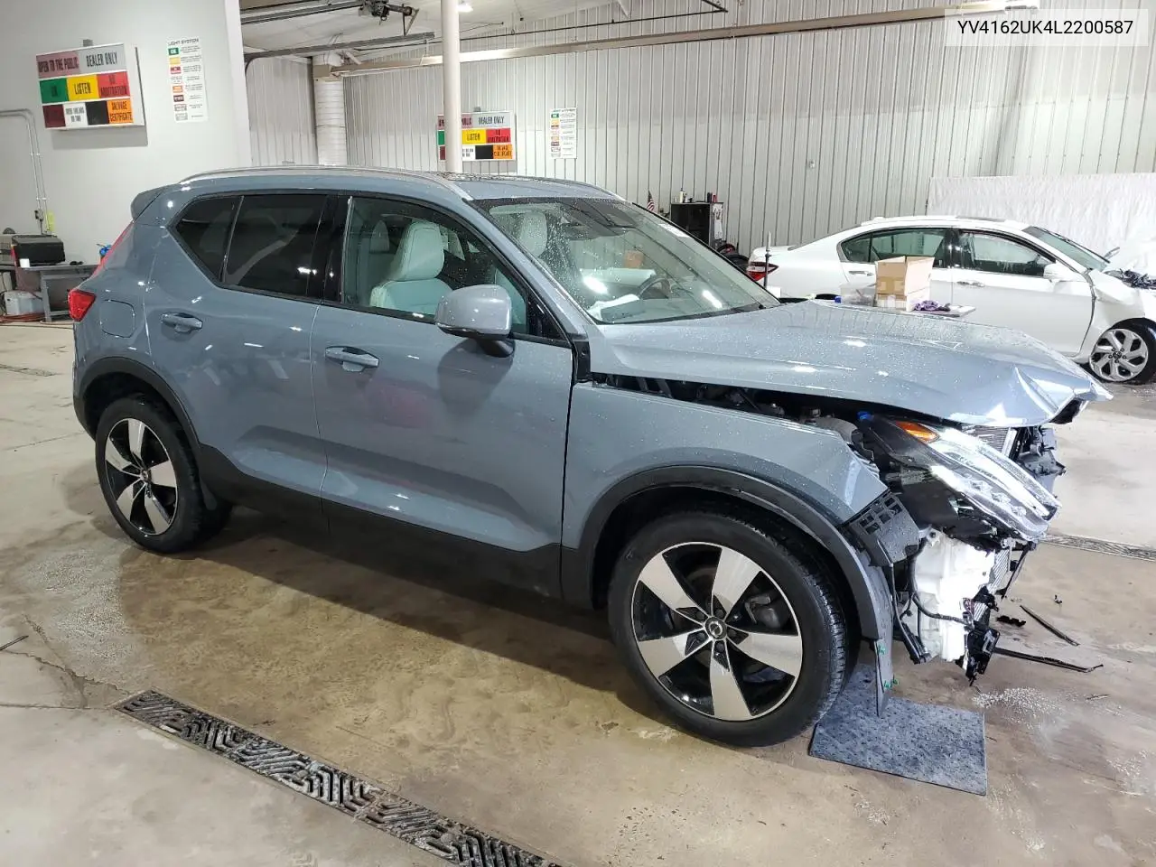 2020 Volvo Xc40 T5 Momentum VIN: YV4162UK4L2200587 Lot: 55737555