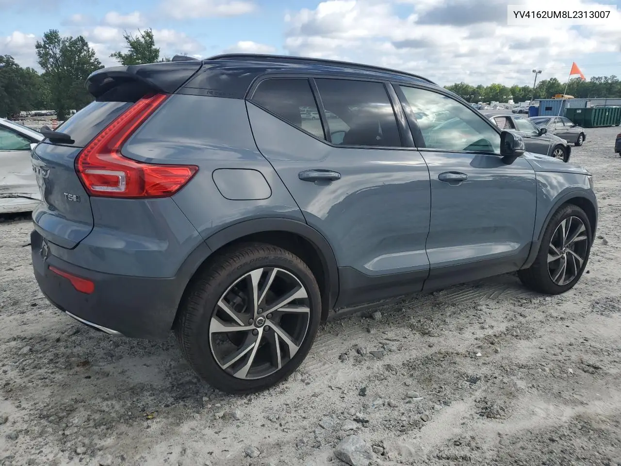 2020 Volvo Xc40 T5 R-Design VIN: YV4162UM8L2313007 Lot: 61200165